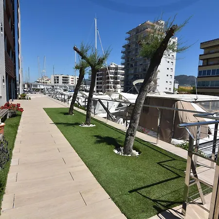 Apartment Rnet - Port Trebol