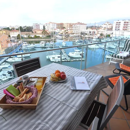 Apartment Rnet - Port Trebol *