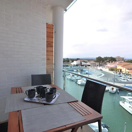 Apartment Rnet - Port Trebol *