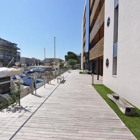 Apartment Rnet - Port Trebol