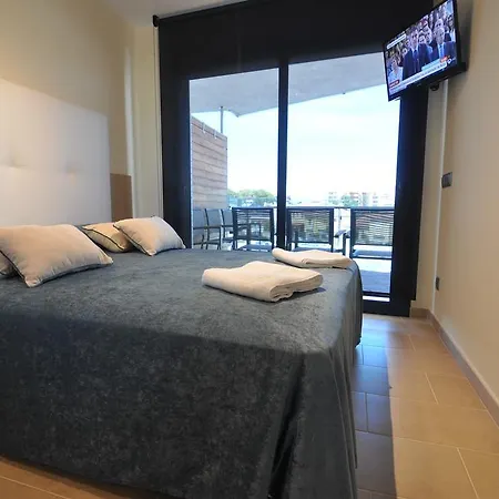 Rnet - Port Trebol Apartment Roses